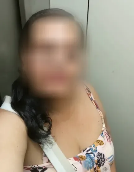 Katharina, 32