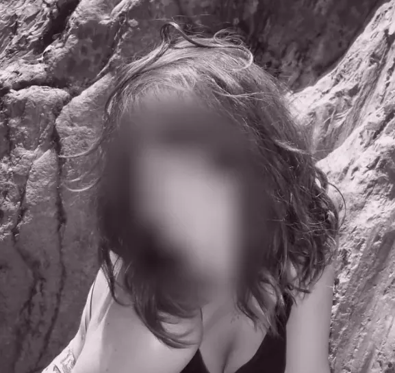 Leyla, 20