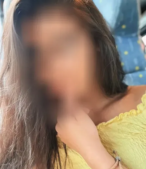 Miriam, 25