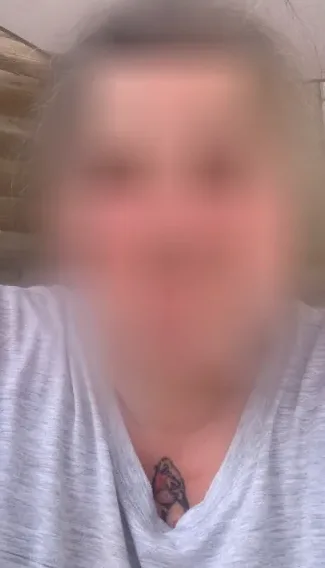 Pauline, 36