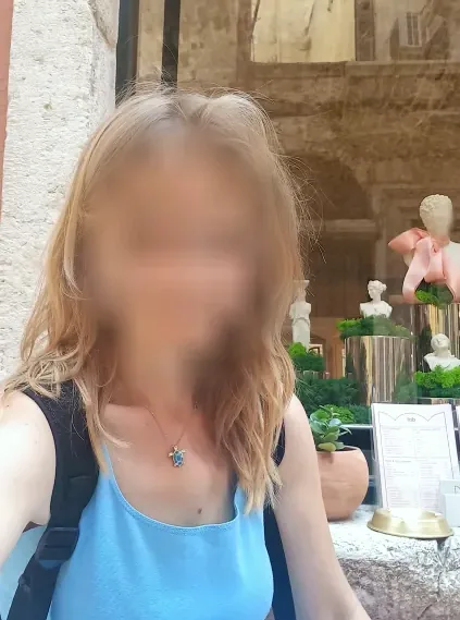 Rebecca, 39