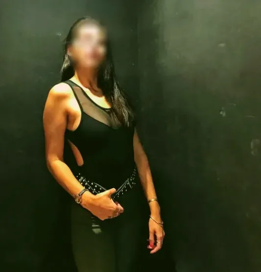 Saskia, 26