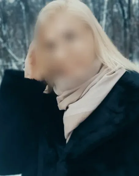 Simone, 36