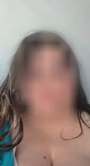 Sophia, 24
